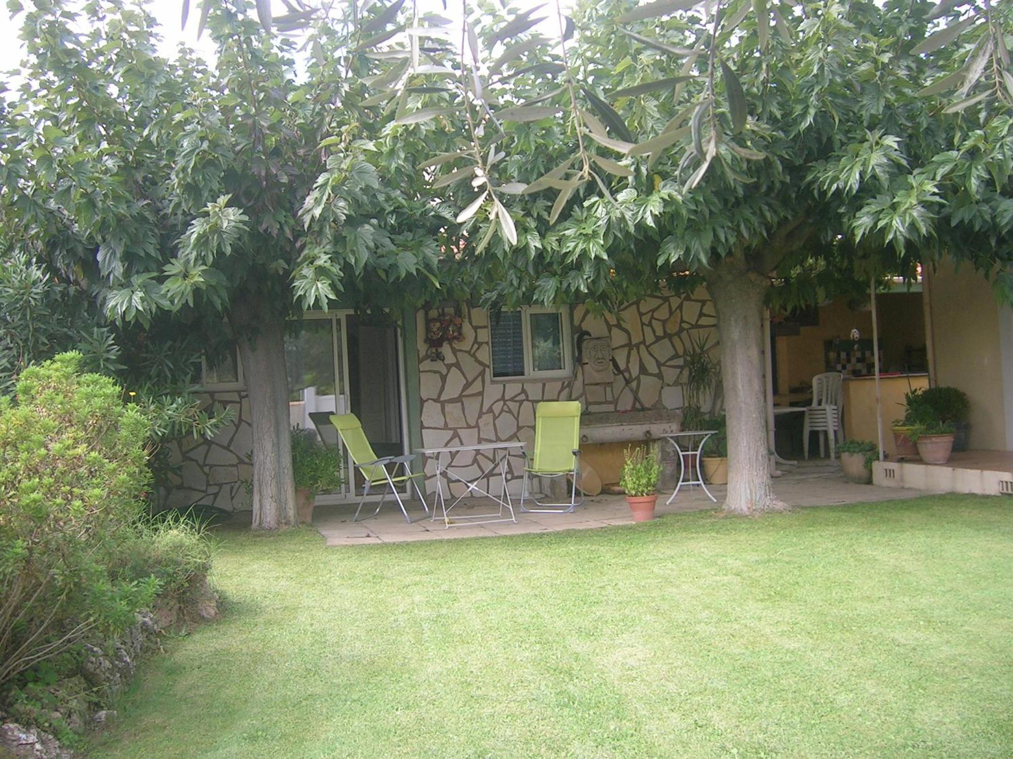 Apartamento Les Hirondelles Bessan Exterior foto